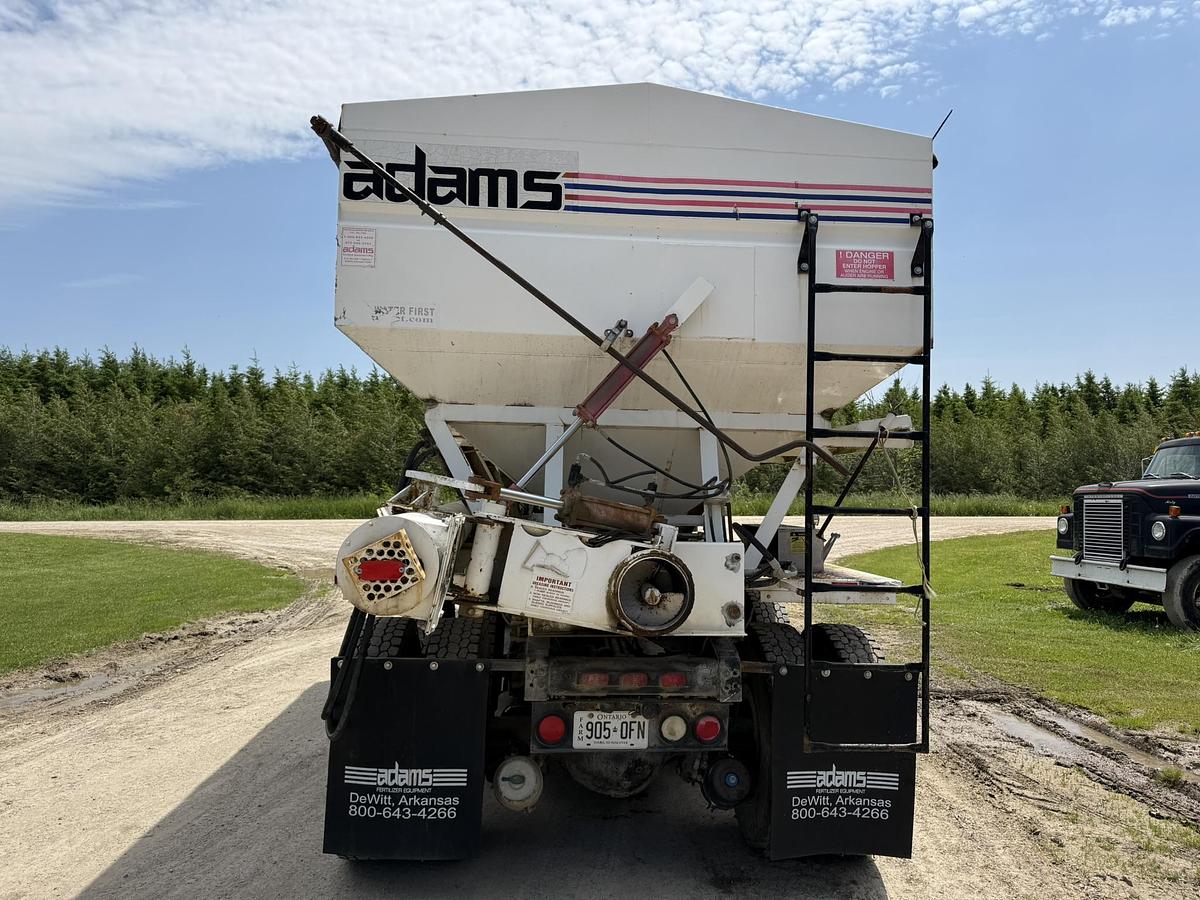 Used 1995 International Adam's 16 Ton Side Shooter Tender Box