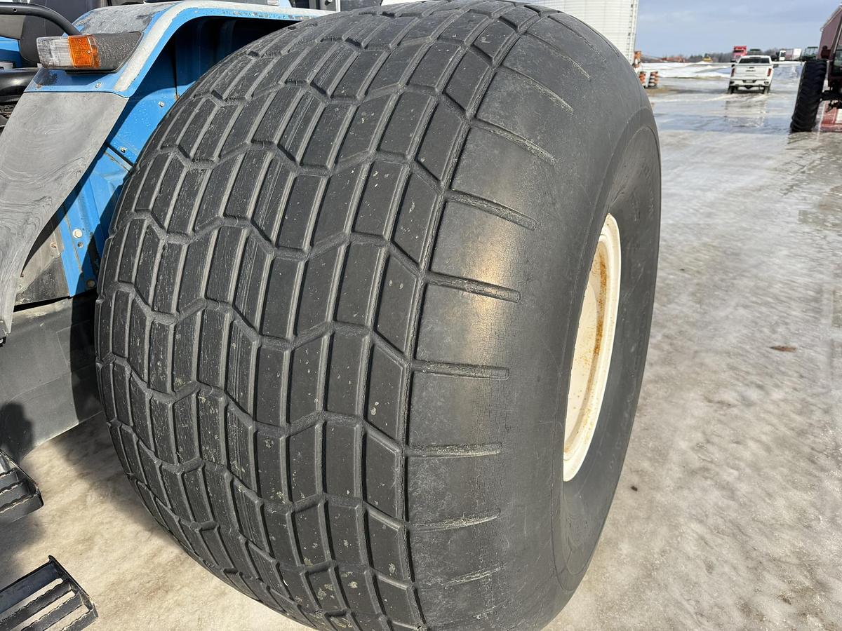 Used 1999 New Holland TL70, Turf and Ag Tires, Raven Guidance and Light Bar