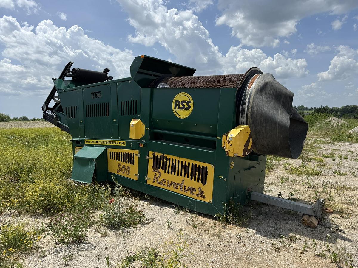Used 2022 Revolver RT508 Portable Trommel Screener, Cat Diesel, 150 Hours 1/2" Screen