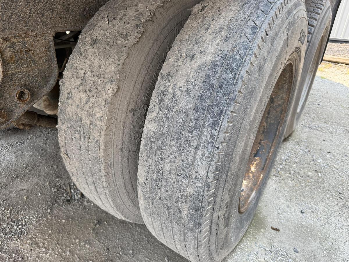 Used Alliston Machinery 24' Bulk Box With Tandem Axle Undercarriage