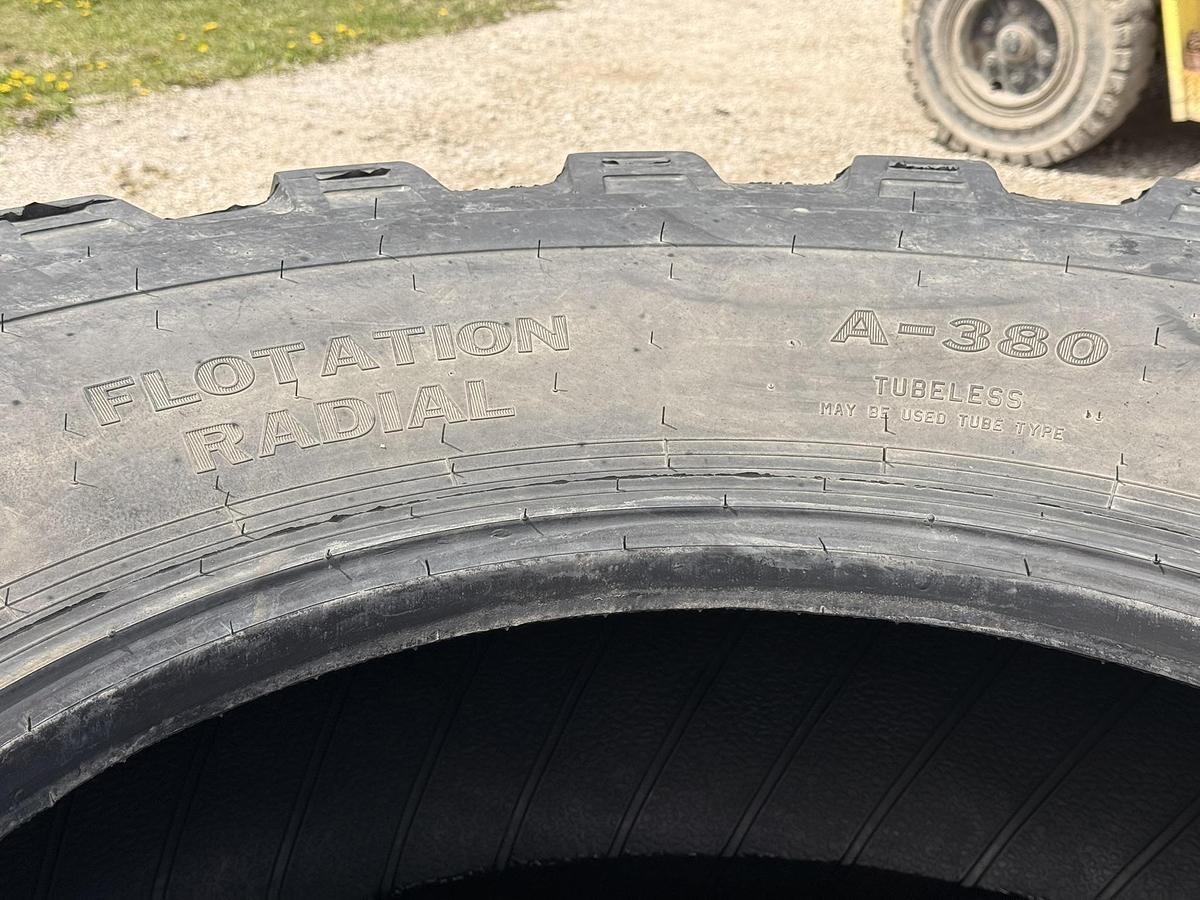 Used Alliance 650/65R30.5 Floater Tires