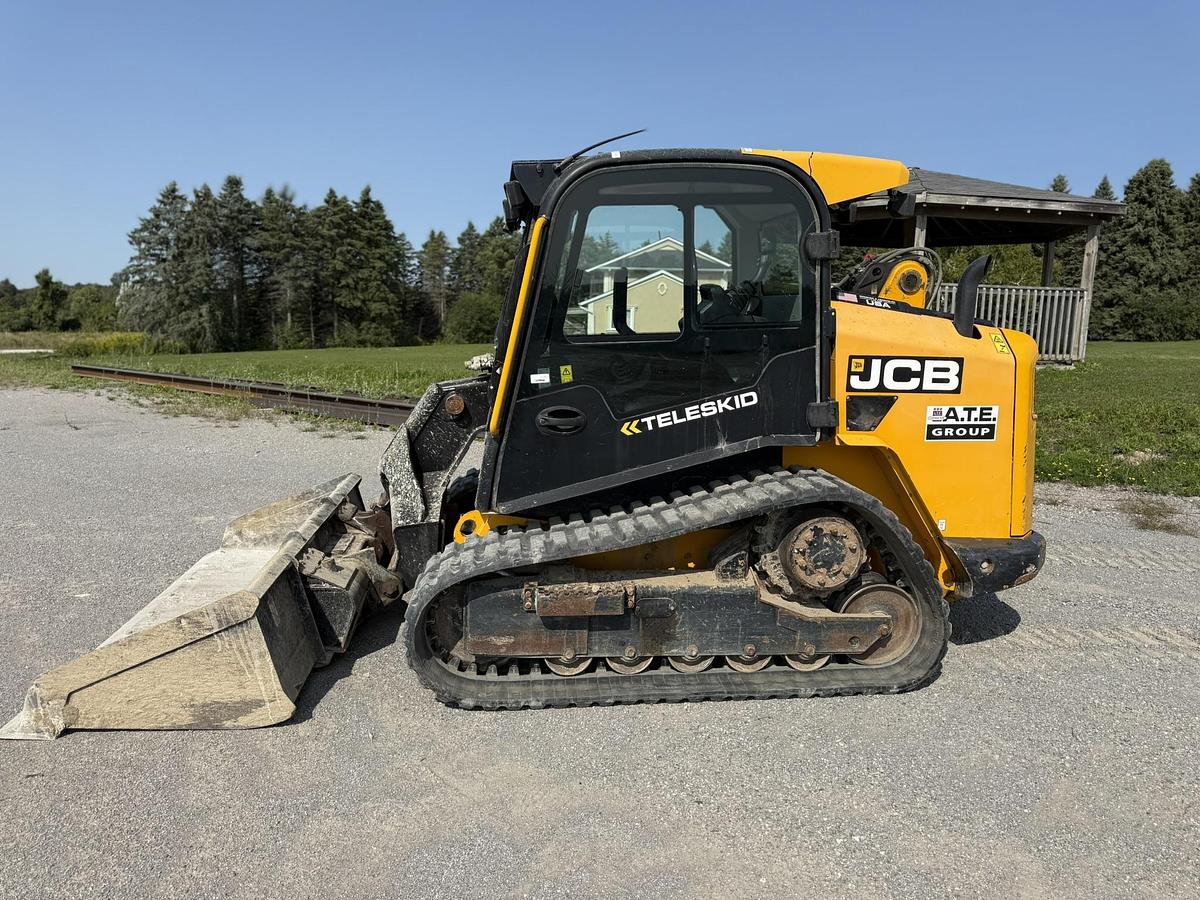 Used 2020 JCB 3TS 8T Teleskid, 13'3" Reach, New Tracks, Cab