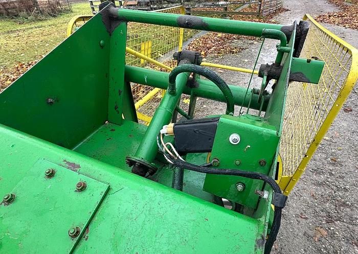Used John Deere 336