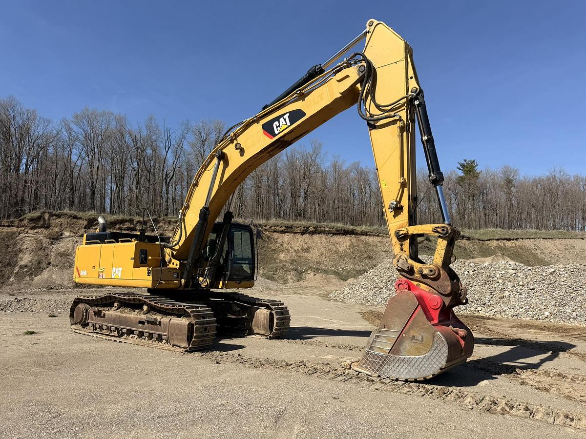 Used 2011 Caterpillar 345DL