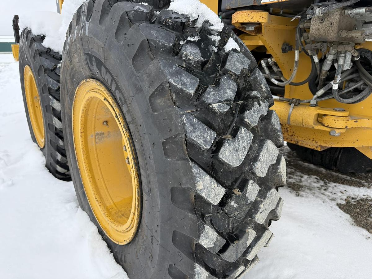Used 2020 Deere 772GP Motor Grader