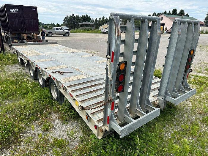 Used JC Trailer, 3 Axle With Lift, Galvanized, Air Tailgate