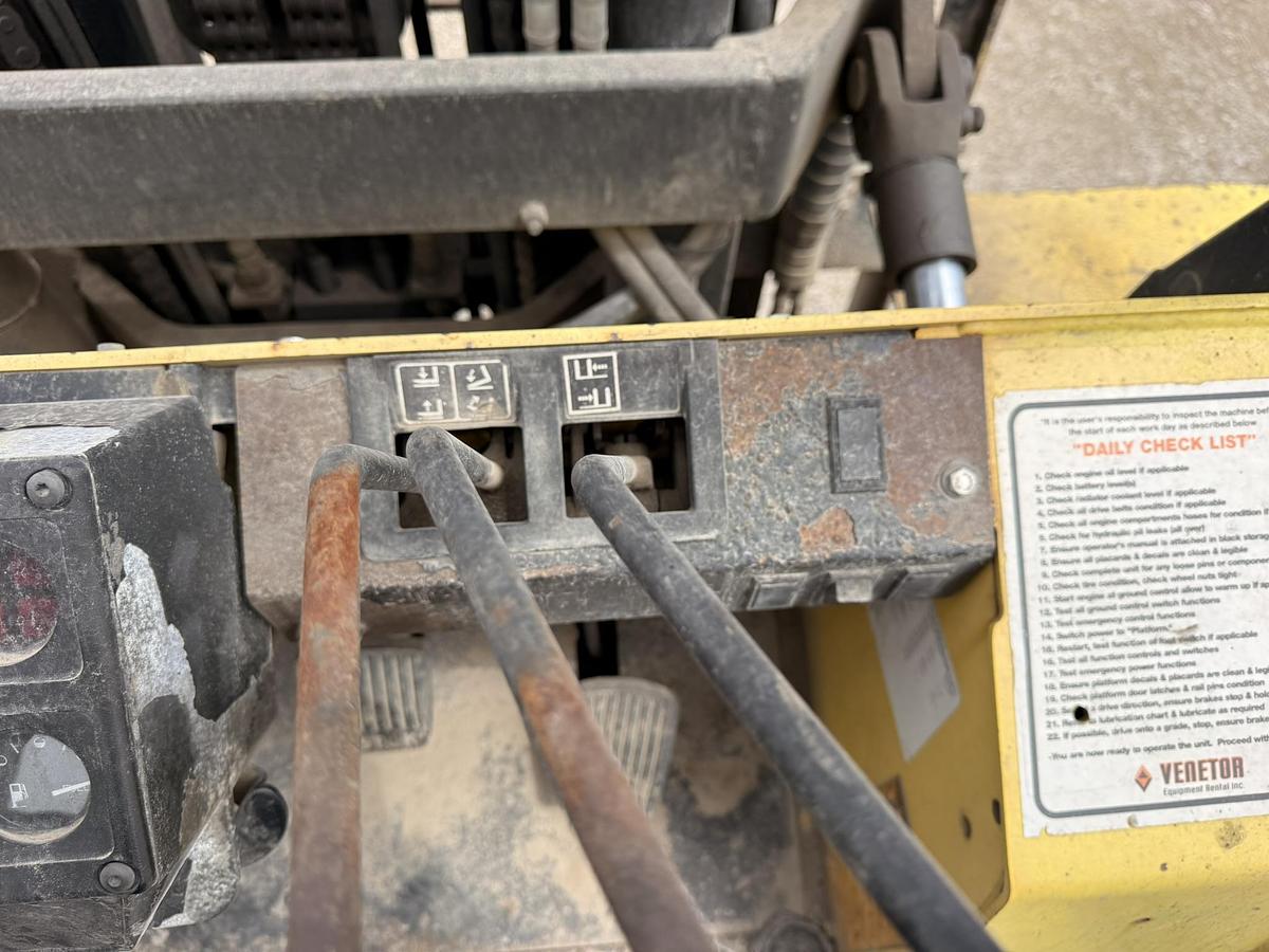 Used 2001 Hyster HX155XL2, 3 Stage, 12,000 Lbs Fork Lift