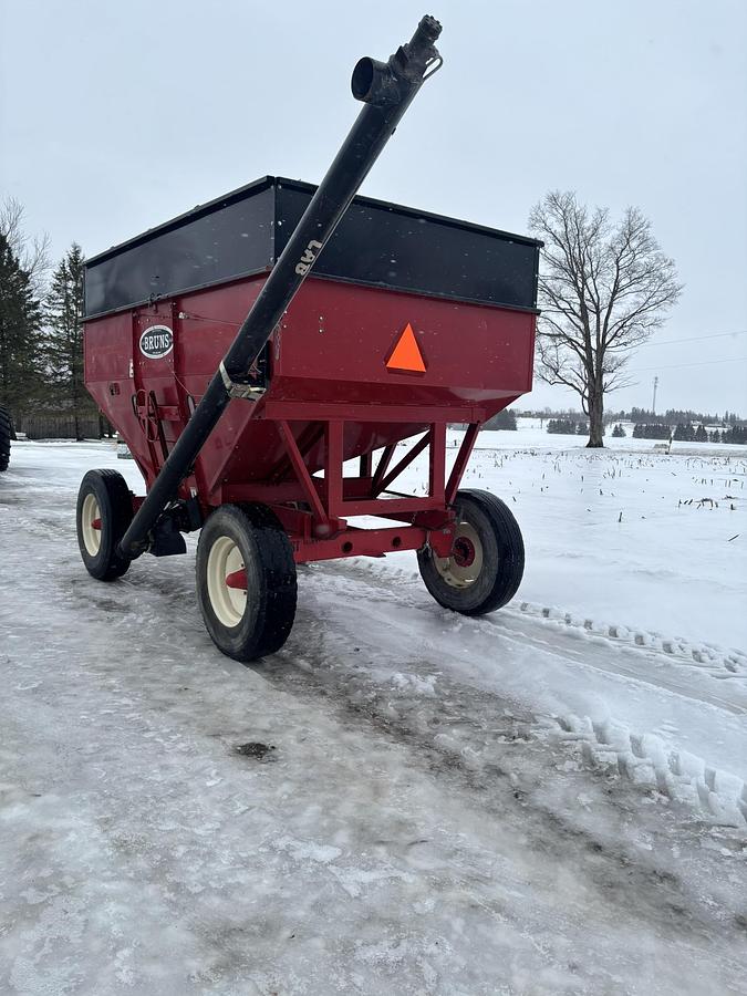 Used Bruns 400 Bushel Gravity Wagon With 14' Auger