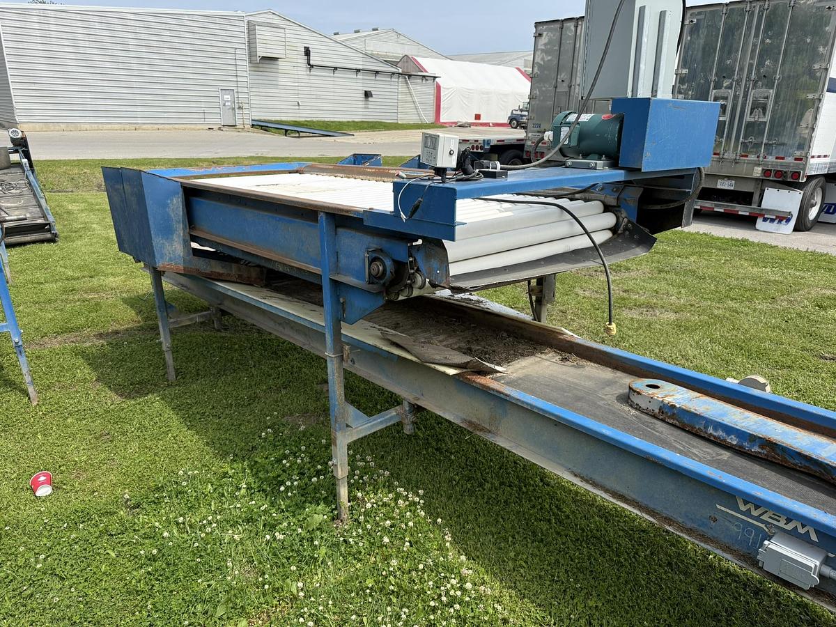 Used WBM 48" Grading Table With Trash Conveyor