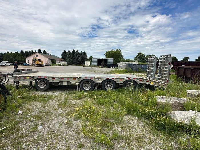 Used JC Trailer, 3 Axle With Lift, Galvanized, Air Tailgate