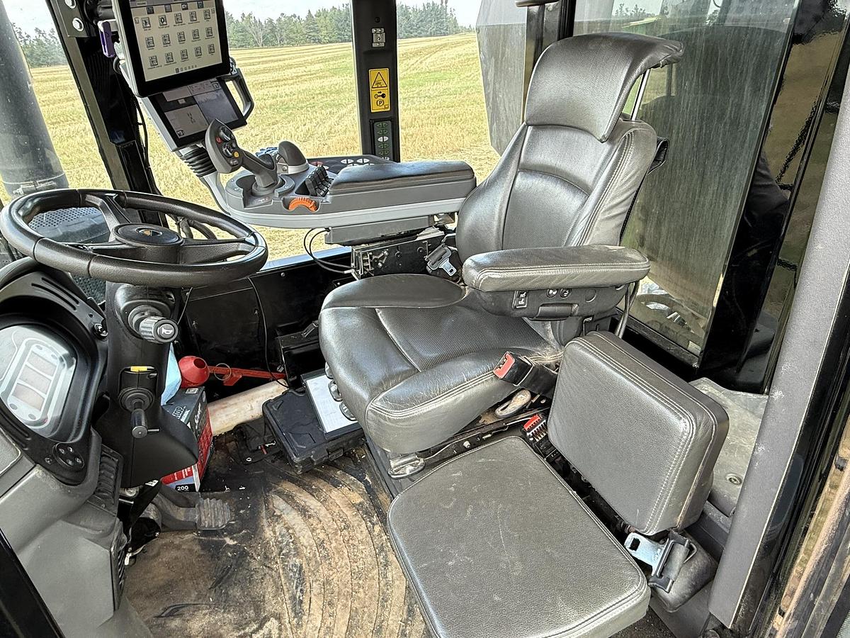 Used Agco 1100C, Amazone Zg-TS 100001 Speader