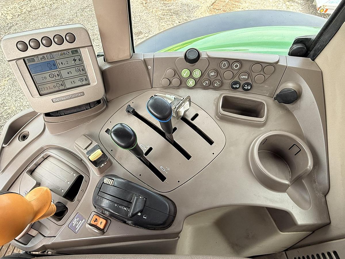 Used 2008 John Deere 7130