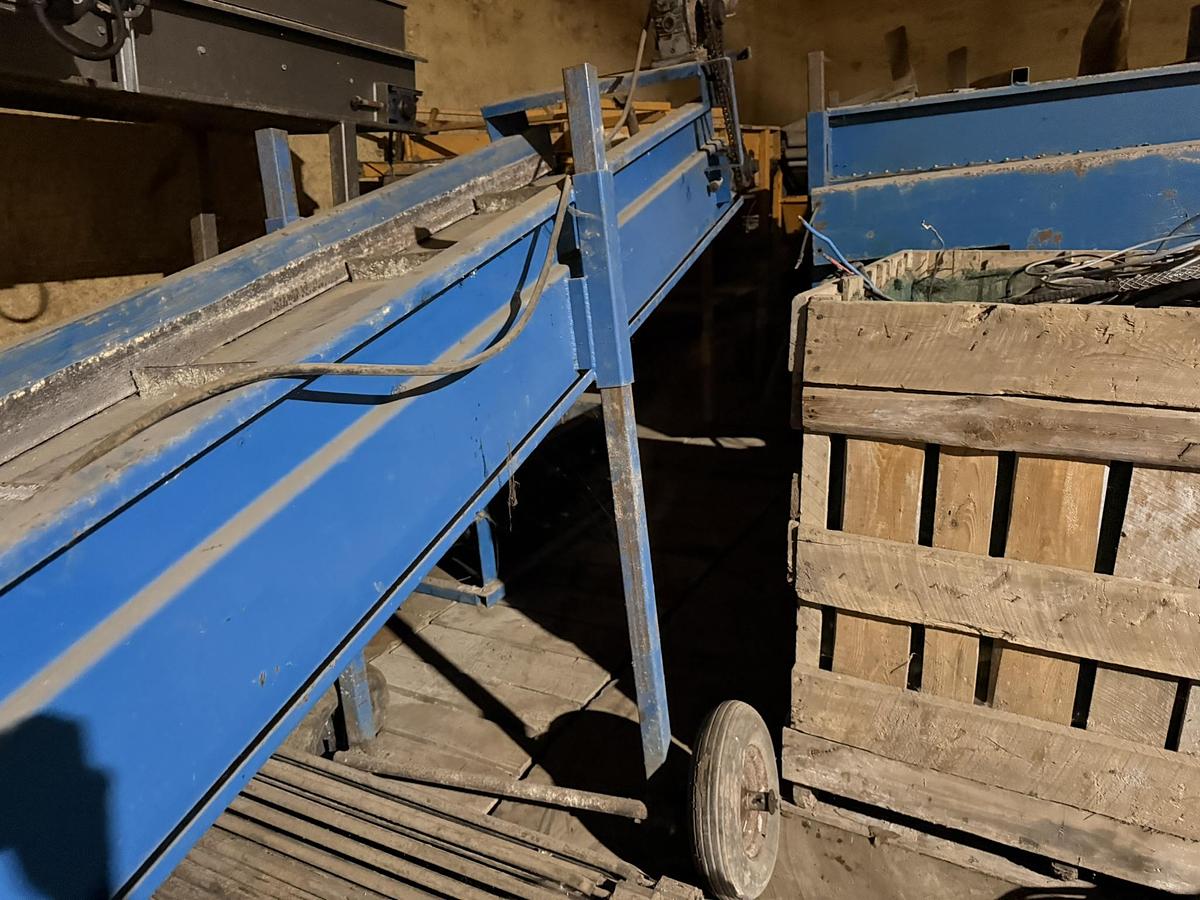 Used Alliston Machinery 16' Long By 22" Wide Belt Elevator Conveyor