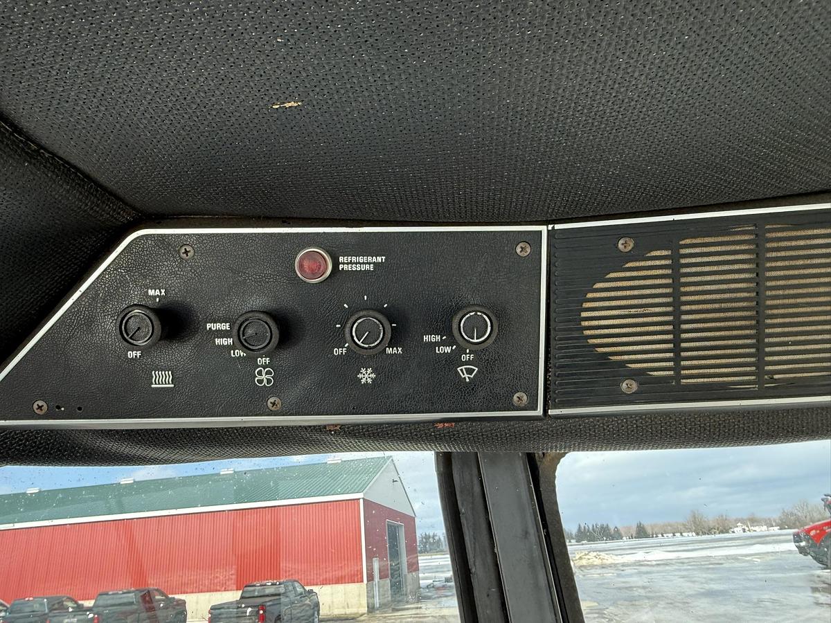 Used 1981 International Harvester 6388 2+2, Full Duals, 540/1000PTO, 3PTH, 1 Owner