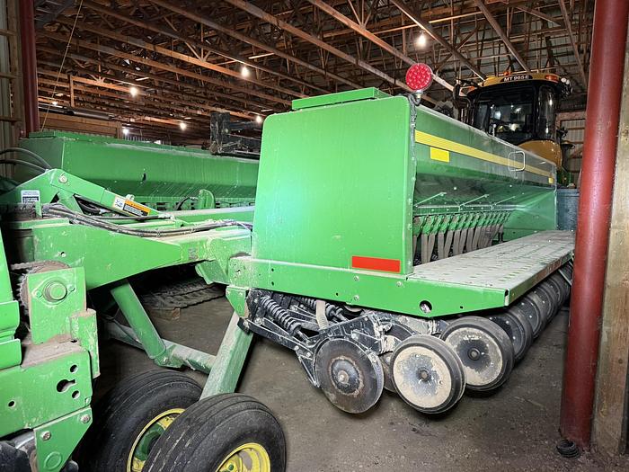 Used 2013 John Deere 455 35', Markers, Scale