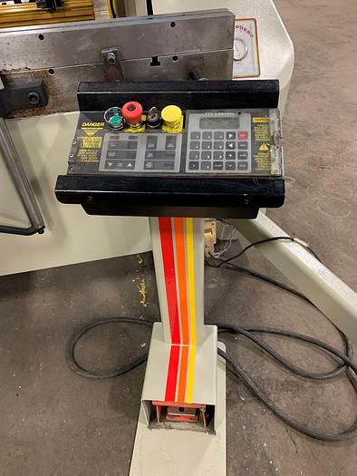 Used 60 TON X 6', ACCURPRESS 7606, 2002, CNC HYDRAULIC PRESS BRAKE