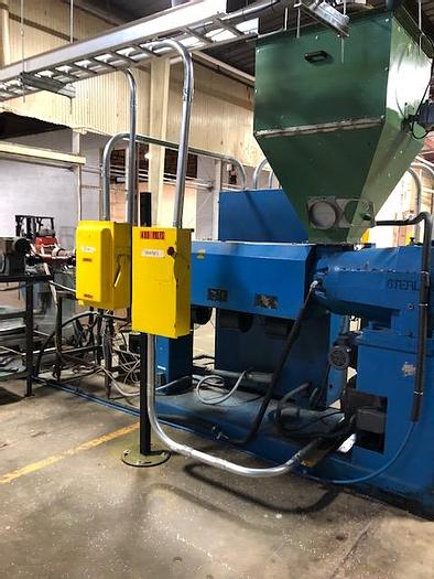 Used Extruder, 3-1/2" Dia., Sterling, 24:1 L/D, Plastics #A742360