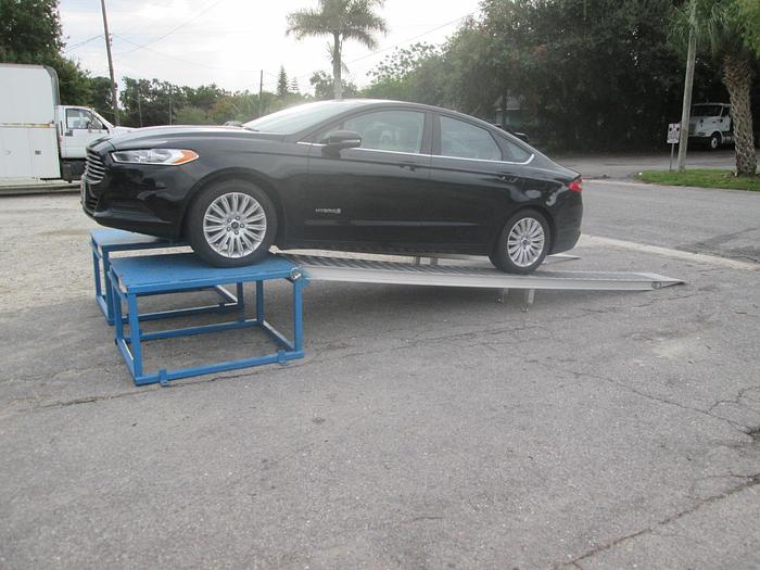 Used Vehicle Display Ramps and Platform