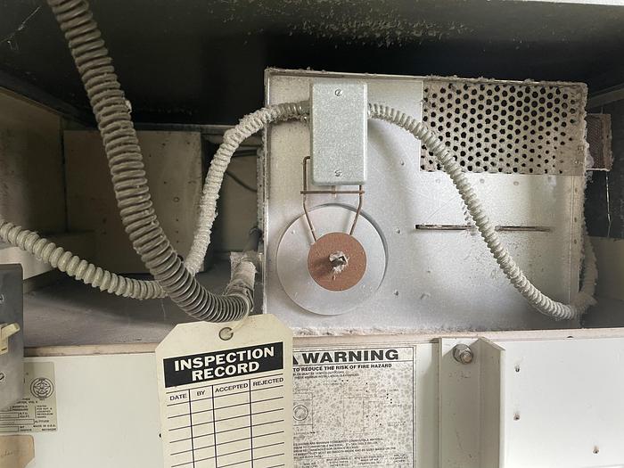 Used 1996 UNIMAC 50LB GAS DRYER