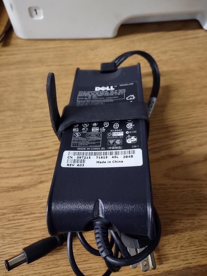 Used Dell AC Adapter PA-1900-02D 90 Watt