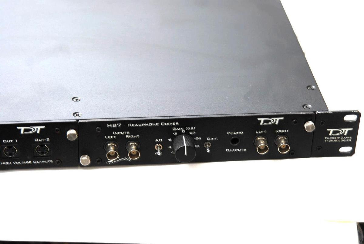 Used Tucker-Davis Technologies ZBus System 3 Chassis W/ ED1, HB7, PS25F Power Supply