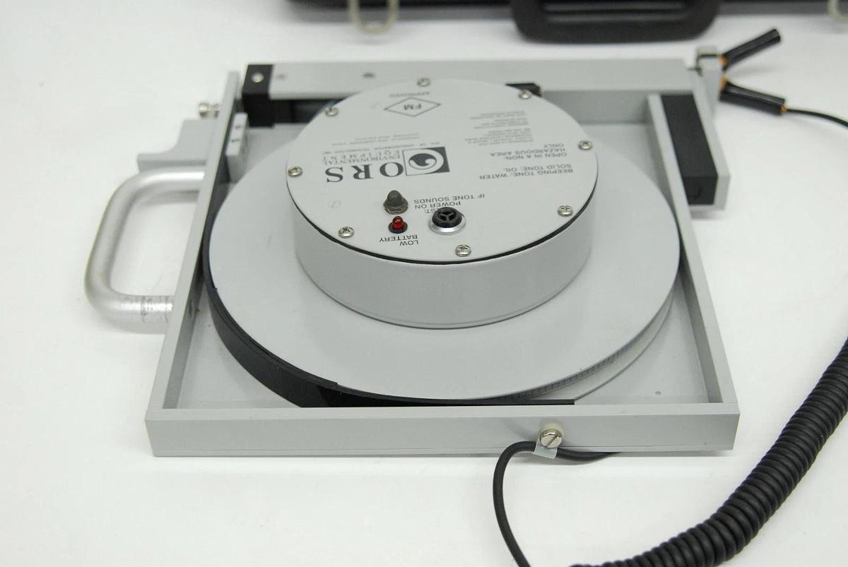 Used ORS Interface Probe 1068013 100ft Battery Powered Water/Oil Level Geotech Meter