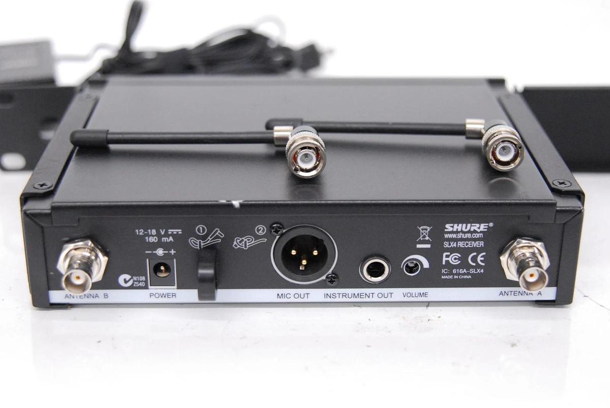 Used Shure SLX4-G4 470-494MHz Wireless Receiver W/ Power Adapter, Antennas, Rack Ears