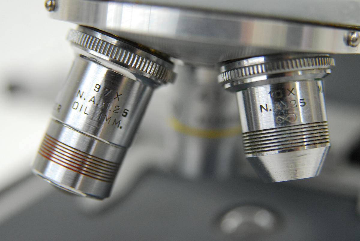 Used American Optical One-Fifty Binocular Microscope W/ 10/45/97x Objectives