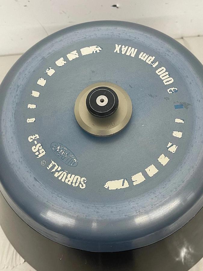 Used Sorvall GS-3 Fixed-Angle Rotor - 6 x 500 mL - 9,000 RPM