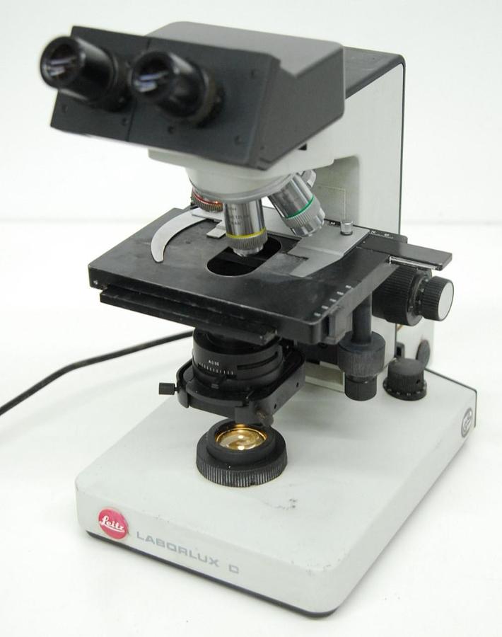 Used Leitz Laborlux D 512795 Binocular Microscope W/ EF 4/10/25/40 Objectives