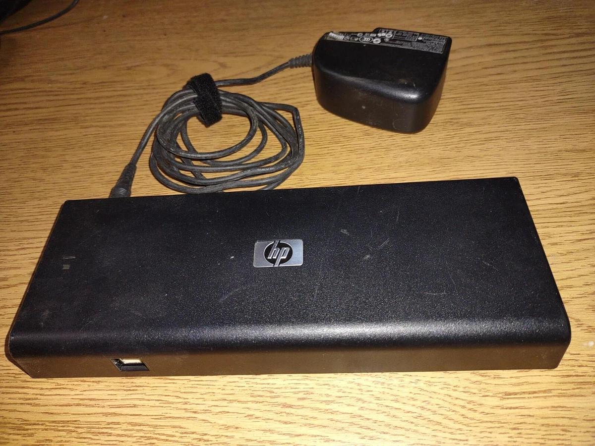 Used HP 500476-001 USB 2.0 Docking Station HSTNN-S01X 497652-001 + AC Adapter