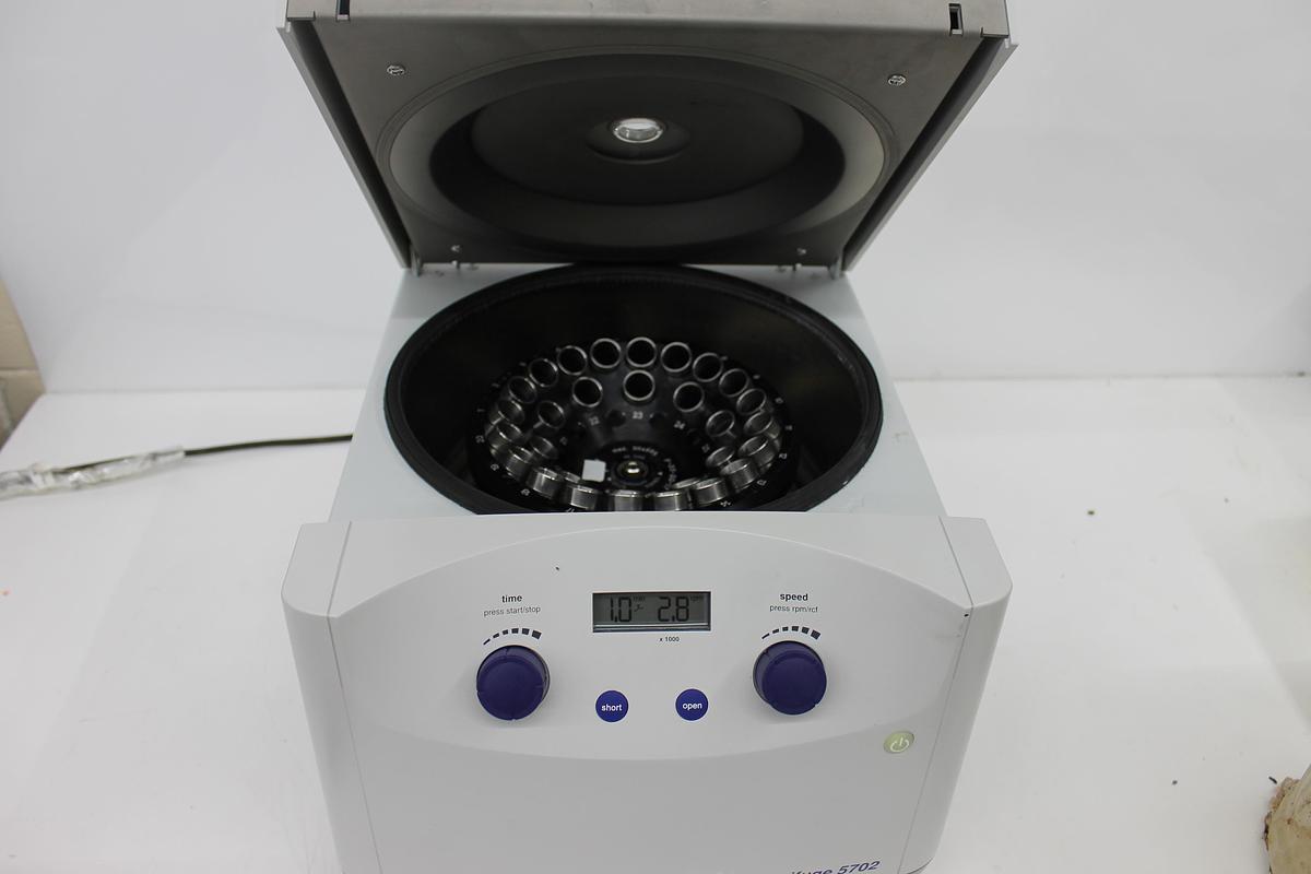 Used Eppendorf 5702 4,400 RPM Benchtop Centrifuge