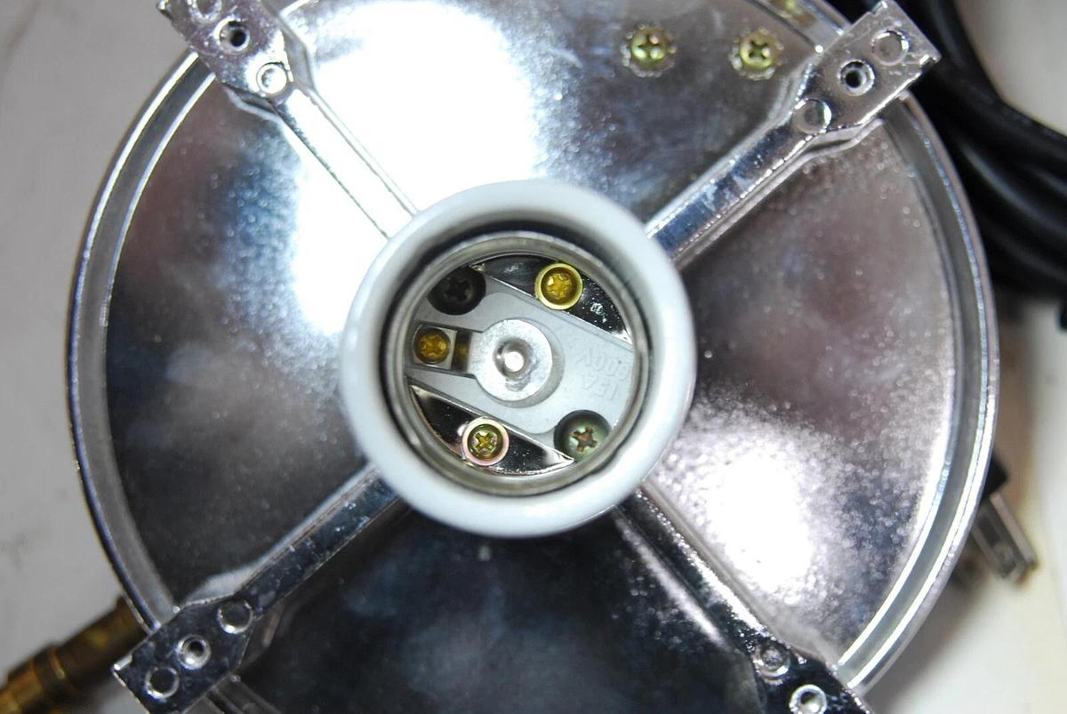 Used Westcott Spiderlite SPIDER Lighting Fixture W/ Bulb