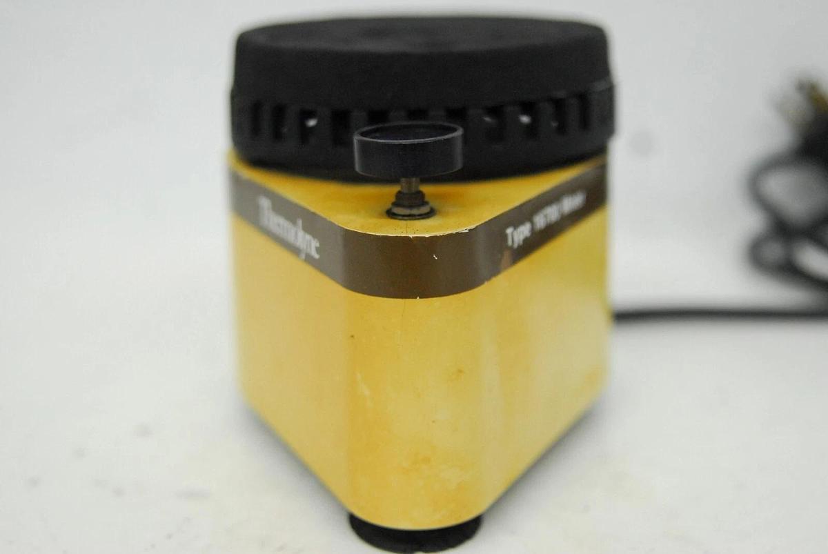 Used Barnstead Thermolyne M16715 Maxi-Mix I Type 16700 Test Tube Mixer