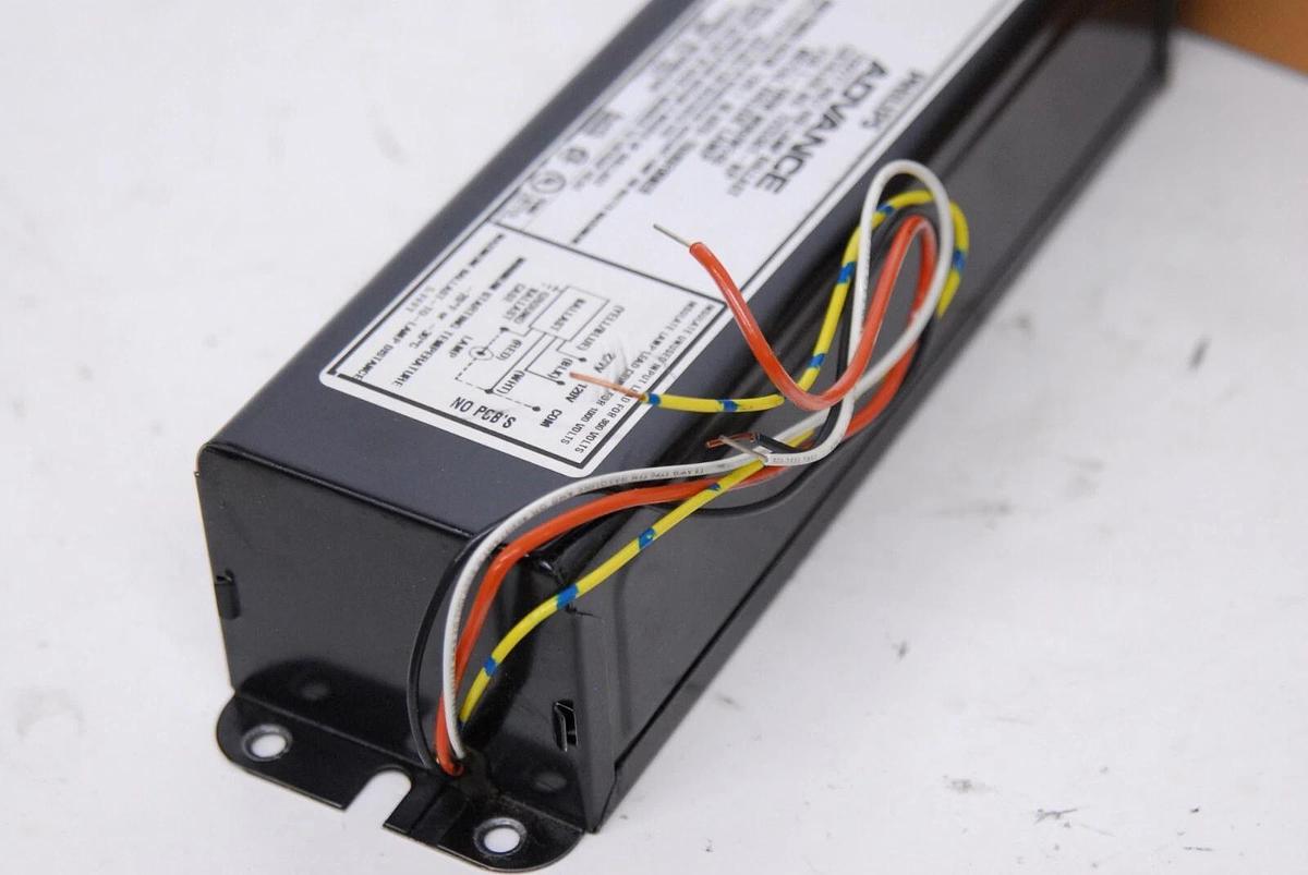 Philips 72C5381NP001 Advance Metal Halide Fcan Ballast 120/277V 100W