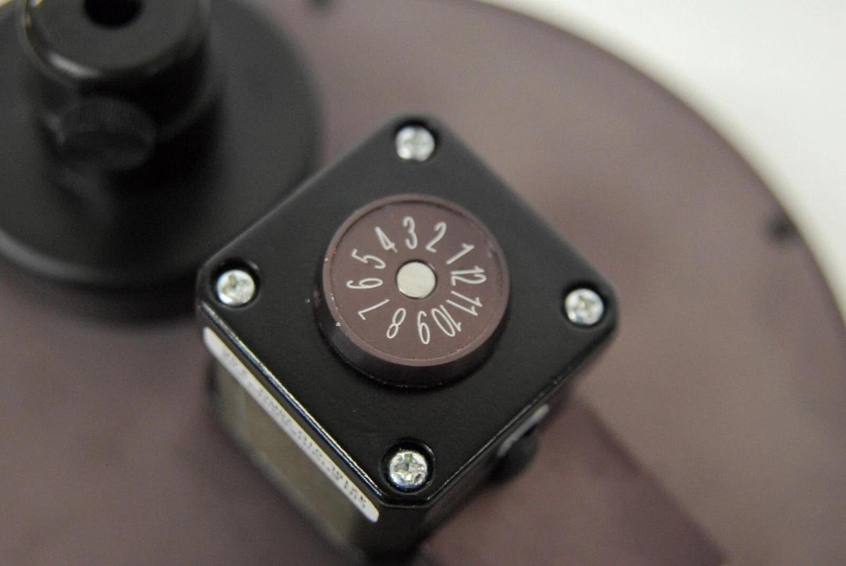 Used FW 007-50-25 12-Position Motorized Filter Wheel W/ 10 Filters - Ivis Lumina II