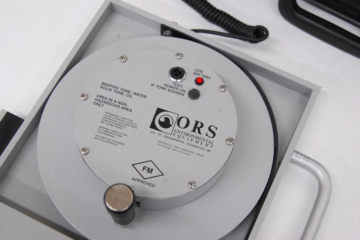 Used ORS Interface Probe 1068013 100ft Battery Powered Water/Oil Level Geotech Meter