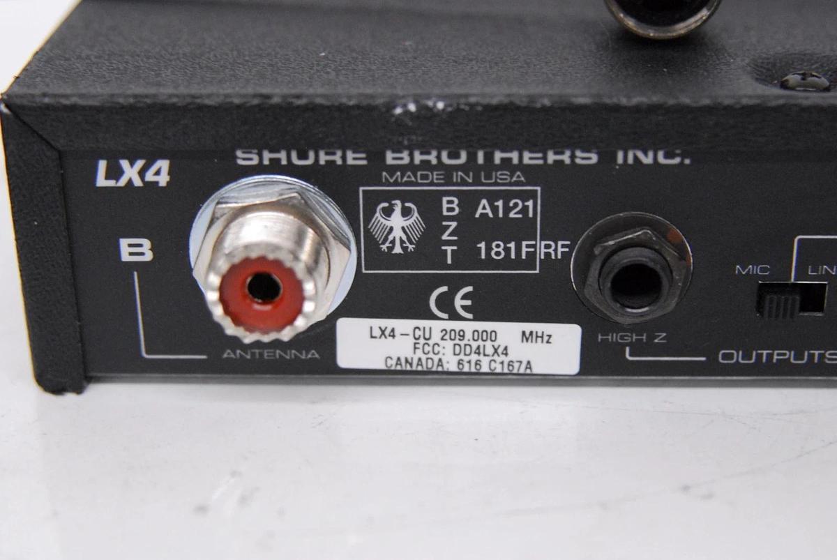 Used Shure Brothers LX4-CU 209MHz LX4 Wireless Receiver W/ Power Adapter, Antennas