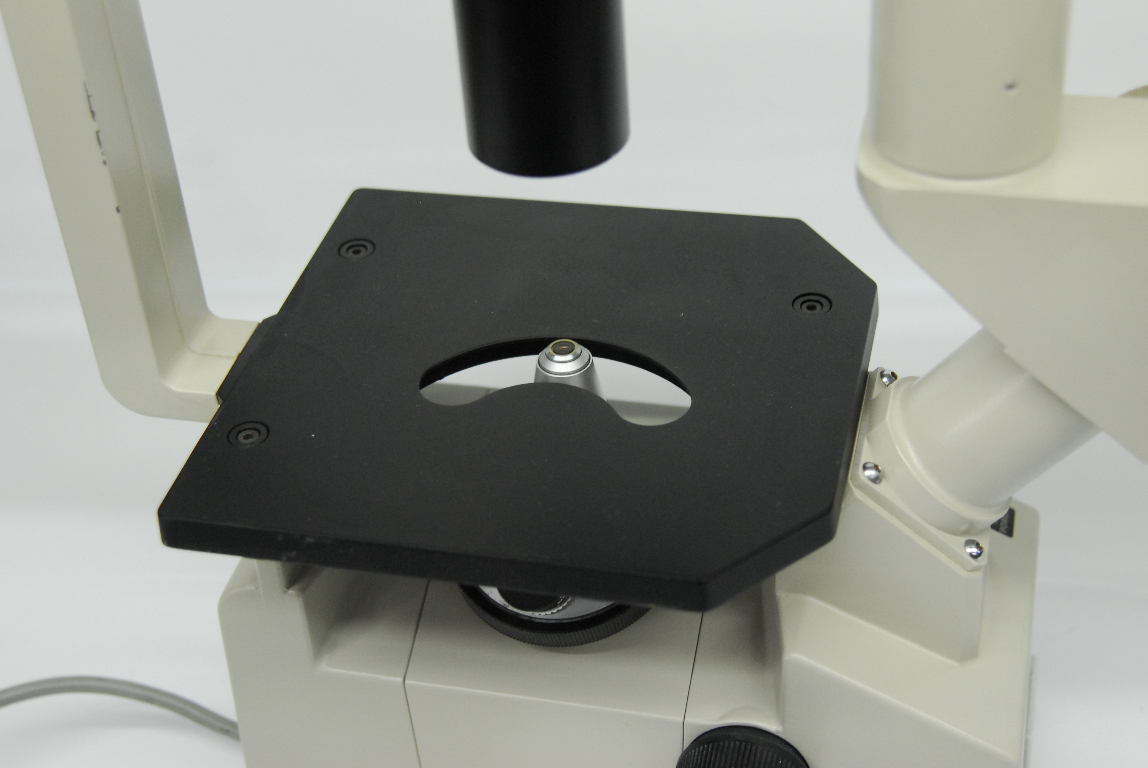 Used Nikon TMS-F Inverted Trinocular Microscope w/ Ph1 Ph2 4x 10x 40x Objectives