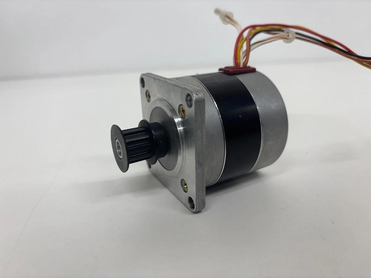 Used Vexta PH266M-E1.2 Stepping Motor 2 Phase 0.9 Degree