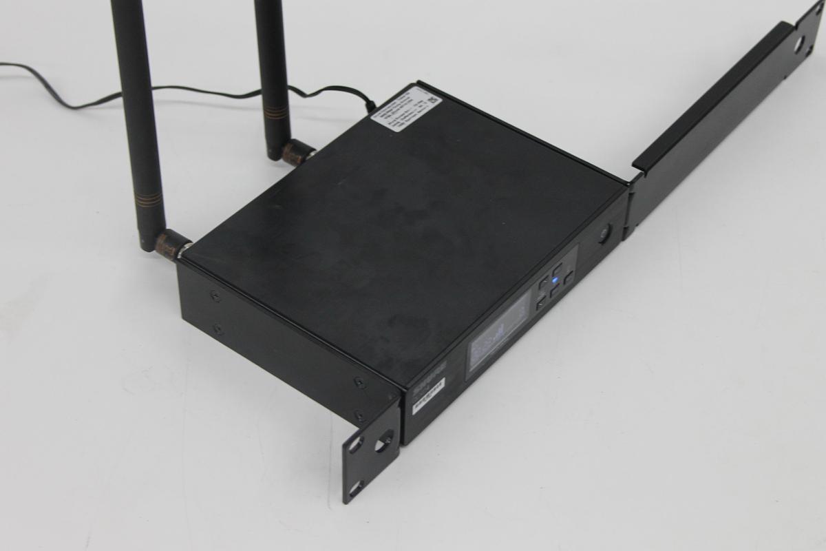 Used Shure QLXD4 Receiver W/ Shure QLXD1 Transmitter Bodypack