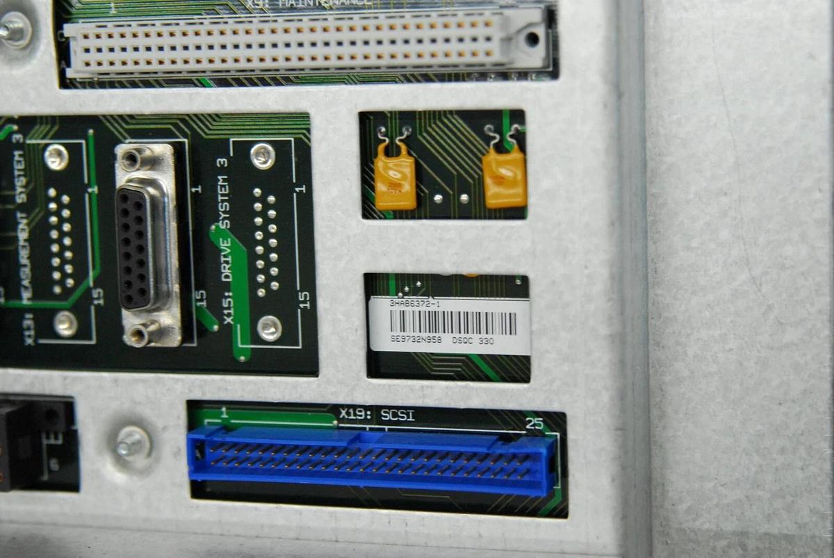 Used ABB 3HAB6372-1 DSQC 330 Controller Backplane