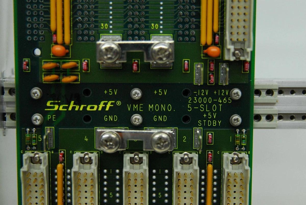 Used Schroff 23000-465 Backplane 6U VME 5-SLOT MONO ADC W/ Enclosure TVC-06NDA-4