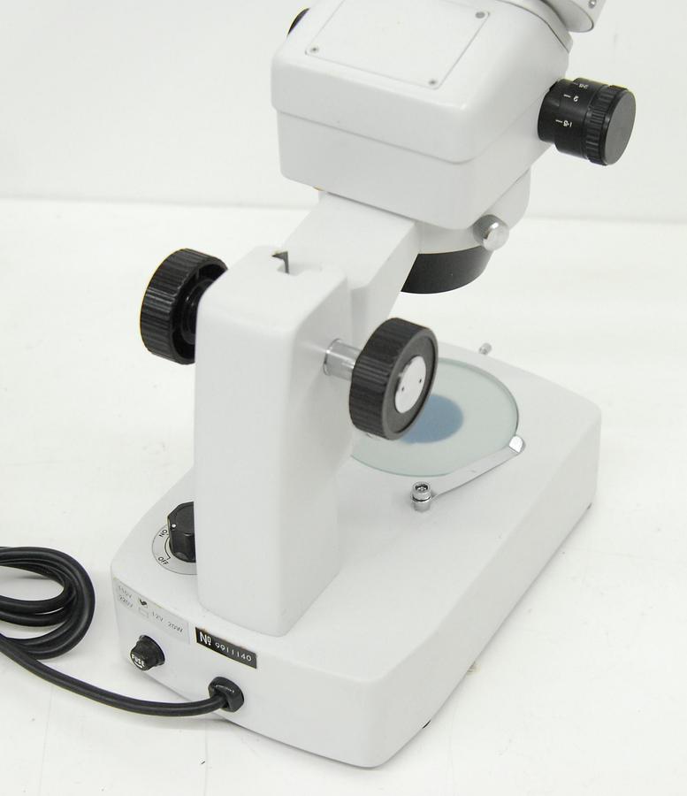 Used Stereo Microscope .7-4.5x (7-45x) Dual Illumination Base