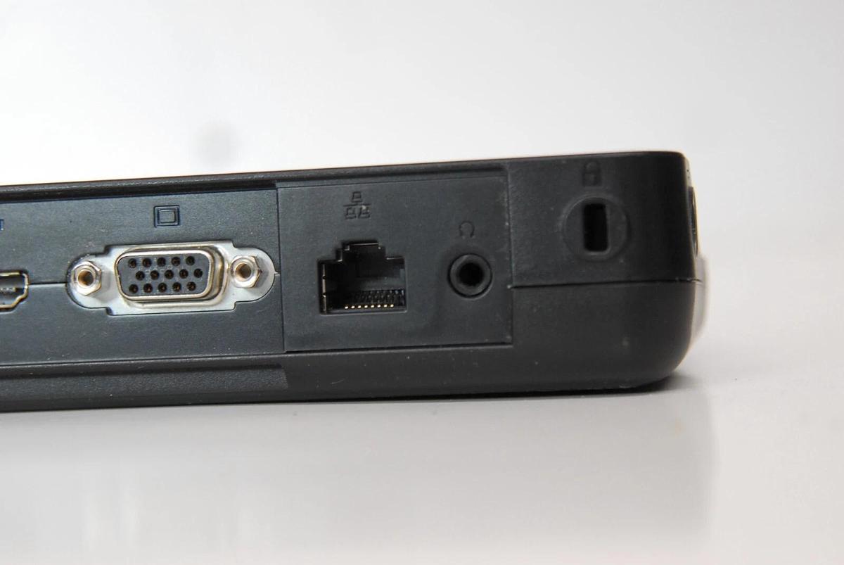 Used Fujitsu Lifebook CP480424-01 Laptop Docking Station FPCPR85Z (No AC adapter)