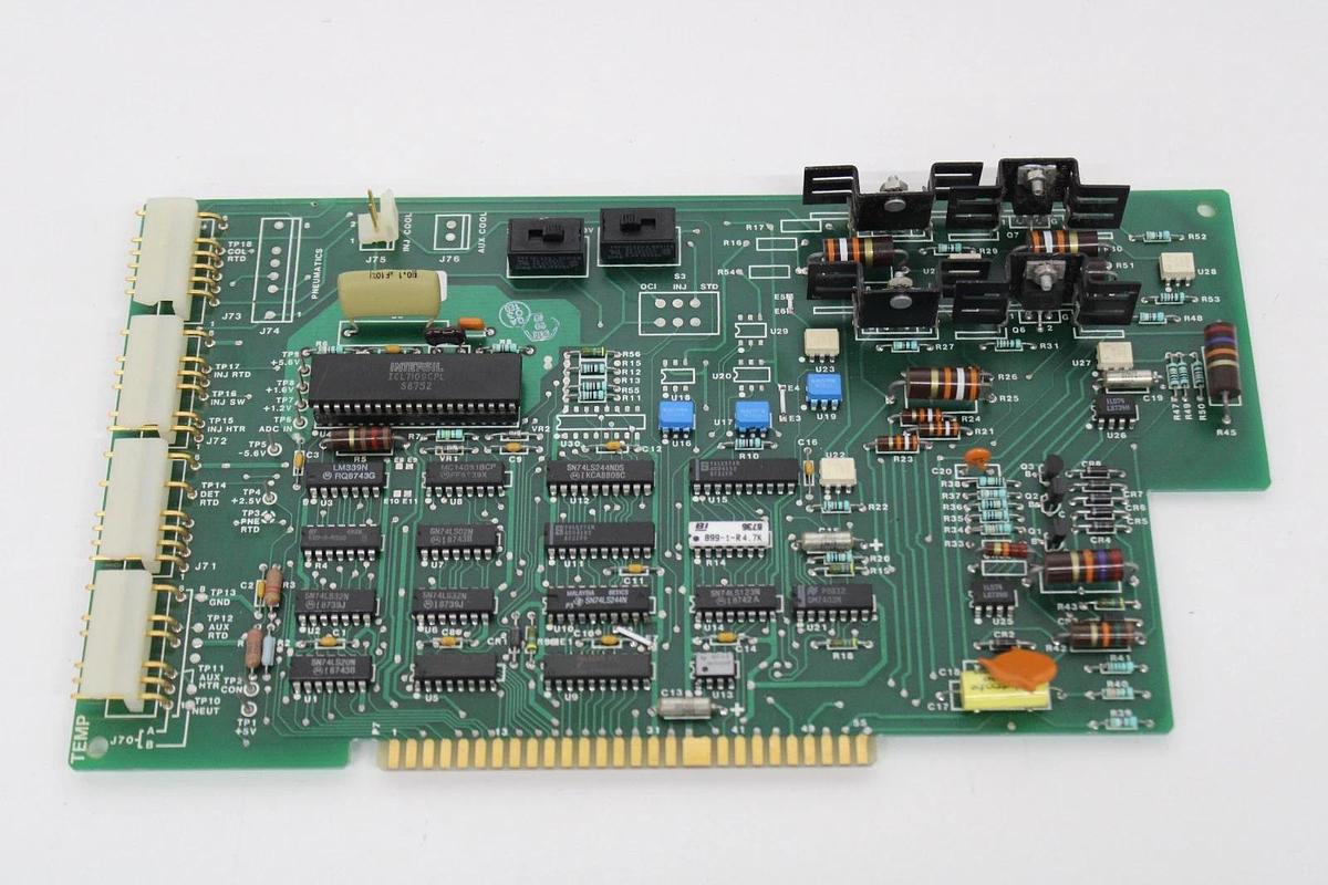 Used Varian 03-917712-00 REV 6 Temperature Control Board