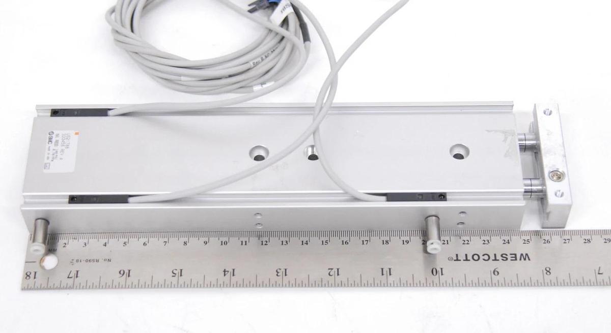 Used SMC 333458 Pneumatic Dual Rod Cylinder Double Acting 199mm Stroke - BD FACSAria