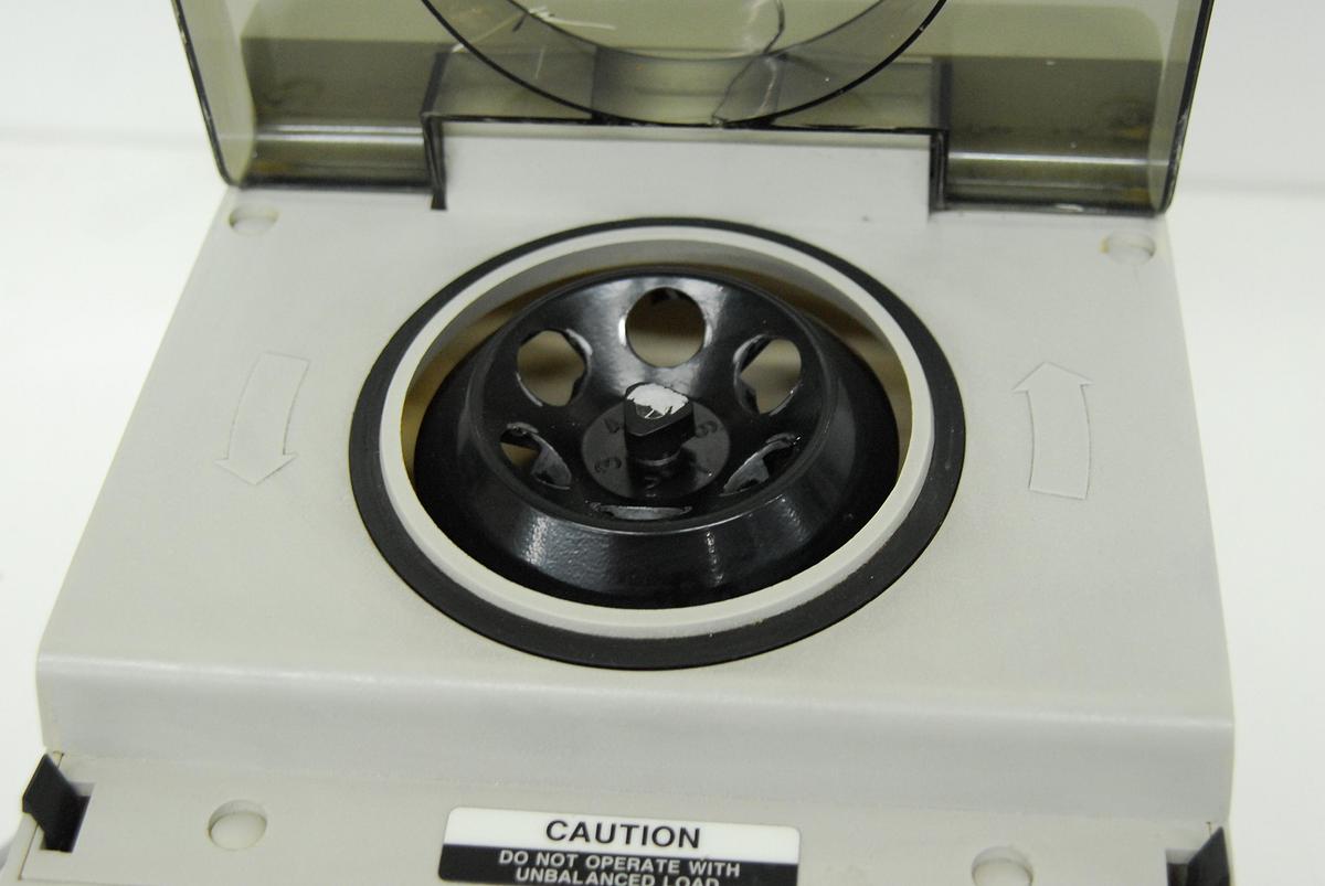 Used Hamilton Bell Vanguard V6500 Centrifuge - 3400RPM