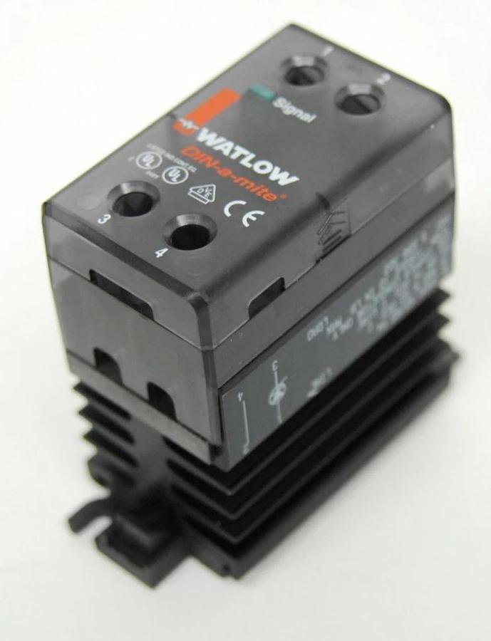 Used Watlow DIN-a-mite DA1C-1624-C000 Solid-State Power Controller