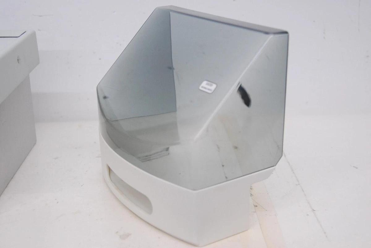 Used Becton Dickinson FACS Loader 02-61590-01 W/ Cover (FACSCalibur)